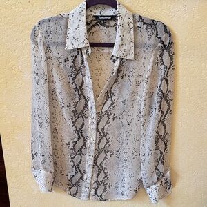 Towowge Snake Print Blouse Size Small